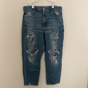 American Eagle ripped jeans size 16s